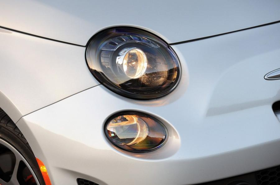  Fiat 500 Turbo 2012 года  (фото 34 из 57)